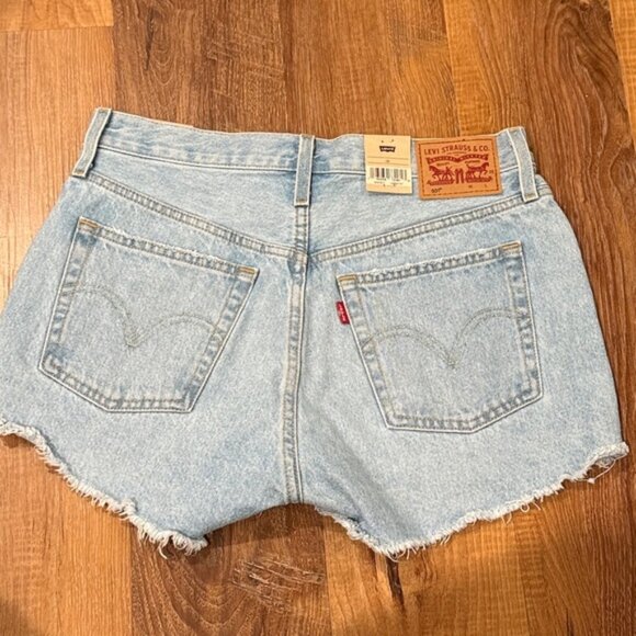 Levi's 501 Women’s Faded Denim High Rise Cut Off Shorts (Size: 28) NWT - Picture 2 of 13